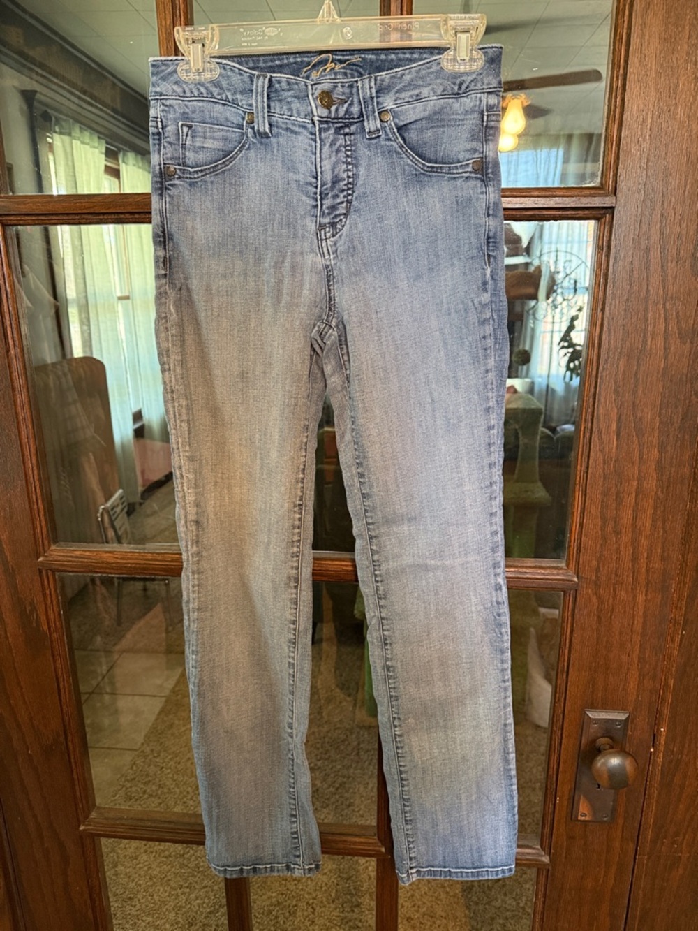 Miraclebody Women Light Wash Straight Leg Stretch Denim Jeans Size 4 RN131758